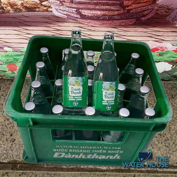 Nước khoáng đảnh thạnh chai thủy tinh 460ml có ga vị hương chanh (Két 20 chai),